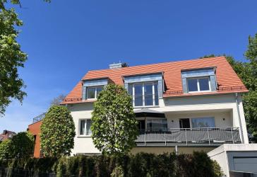 sonnig und geräumig mit Dachterrasse in Obermenzing
