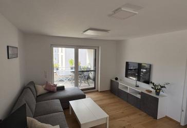 Hochwertige 3-Zimmer-Wohnung im Glashütteareal - Eichenparkett, Einbauküche, Smart Home, TG
