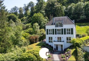 Ein besonderes Schmuckstück - idyllisches Familienrefugium in begehrter Stadtnähe
