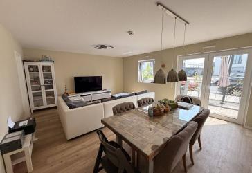 Moderne Maisonette-Wohnung, 118 m² Neubau, A+, Premium-Küche