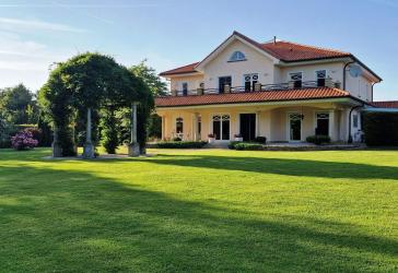 Vorschaubild Villa