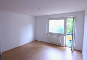 Gemütliche 3 Zimmerwohnung (ideal für Paare, Pendler und Kleinfamilien) im Stadtteil Forst