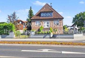 Wunderschöne Stadtvilla mit großzügigem Anwesen und riesiger Garage zur persönlichen Entfaltung