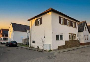 2-Familienhaus und kleines Einfamilienhaus auf einem Grundstück in zentraler Lage Mutterstadts