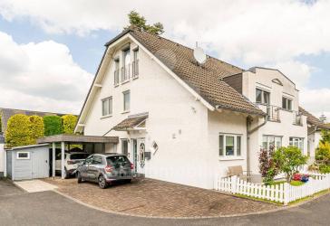 Ihr neues Zuhause - Gepflegte Doppelhaushälfte mit Carport in Siegburg Heide!