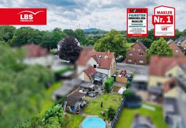 Liebevoll modernisierte Doppelhaushälfte mit großzügigem Garten und Pool
