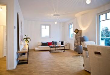 -Autal Villen- Exklusive Penthaus-Wohnung in Wedel