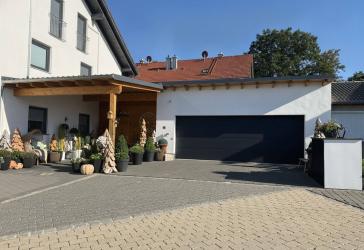 Moderne Doppelhaushälfte mit Luxusausstattung in Hebertsfelden, Baujahr 2020