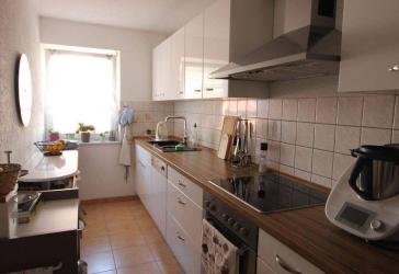 3 Zimmer Wohnung mit EBK, Balkon und Speicheplatz
