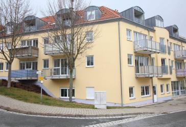 Kleine aber feine 2-Raumwohnung mit EBK! Balkon!