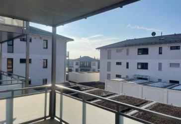 Zweitbezug: Modernes Wohnen mit Komfort – Hochwertige 3-Zimmer-Mietwohnung (80m²) mit Aufzug, Balkon und Echtholzboden in ruhiger Lage