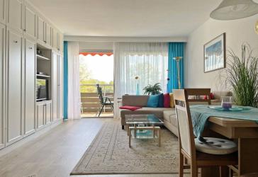 Großzügiges und lichtdurchflutetes Appartement in ruhiger Lage mit Ausblick