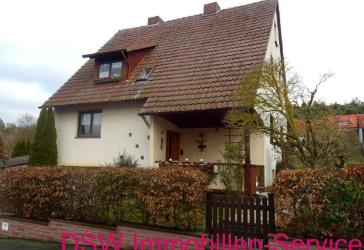 Großzügiges 2-Familienhaus in ruhiger Umgebung!