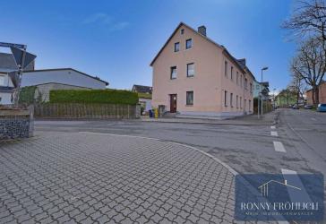 Das perfekte Mehrgenerationenhaus für Ihre Familie mit Ausbaupotential im Dachgeschoss in Zwönitz