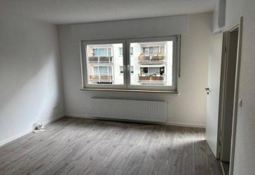 Erstbezug nach Modernisierung! Schicke 3-Zimmer mit 76 m² Wohnfläche, 2 Balkonen und Duschbad