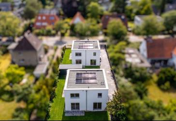 2 Neubau-Einfamilienhäuser als Mehrgenerationenlösung mit grünem Garten - sofort bezugsfertig!