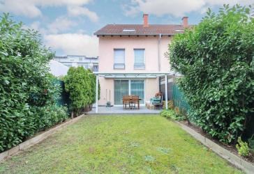 Modernes REH mit Garten, hochwertiger Ausstattung & viel Platz in Frankfurt-Schwanheim