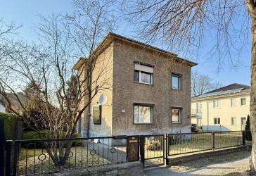Einfamilienhaus mit großem Garten in Schöneiche sucht Familienanschluss