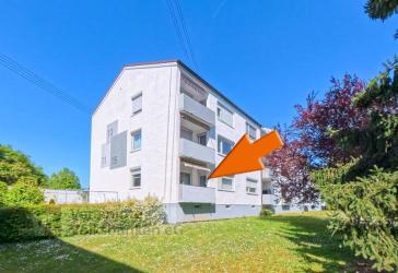 Gepflegte 3-Zimmer-Wohnung mit Balkon und Außenstellplatz