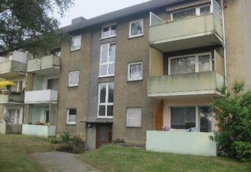 Wir renovieren für Sie! 3 Zimmer Wohnung mit Balkon in MG Schmölderpark