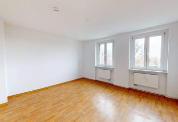 Helle 3-Zimmer-Wohnung mit Wannenbad in naturnaher Wohnlage