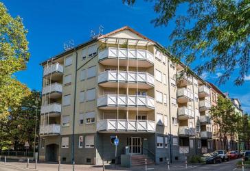 Familienfreundliche Wohnung mit zwei Balkonen und Aufzug (WBS erforderlich)