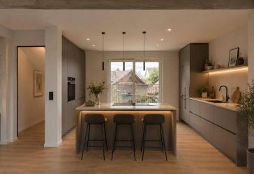 Exklusiver Wohnkomfort auf 170 m² - Galerie, Balkon und großzügiger Wohnbereich