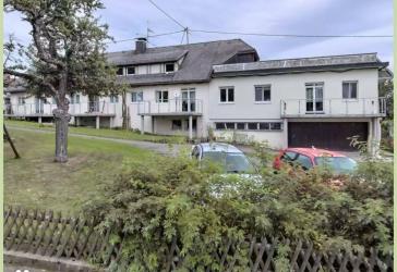 Großzügiges 5-Familienhaus, aktuelle Teilungserklärungen vorhanden zuzüglich 2 Flurstücke