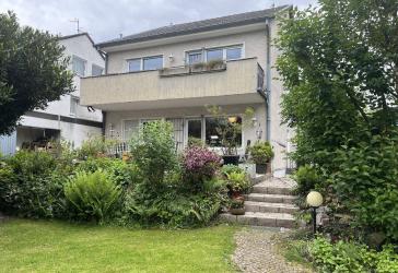 Freistehendes Ein-/Zweifamilienhaus mit schönem Garten in Ruhiglage Bonn-Röttgen