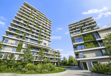antaris Immobilien GmbH ** 4-Raum-Wohnung mit Weitblick & Einbauküche **