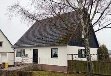Freistehendes Haus in Top-Lage mit großem Ausbaupotenzial