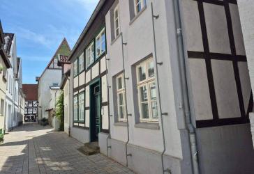 Wohnen und arbeiten unter einem Dach, in Lemgo, inkl. Stellplätze