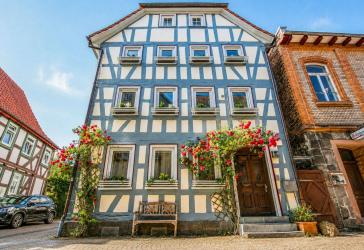 Historisches Fachwerkjuwel in der Licher Altstadt - flexibel nutzbar & liebevoll modernisiert