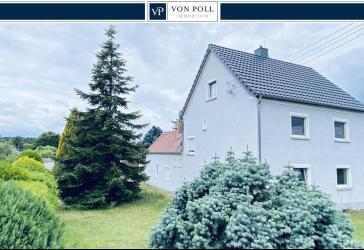 Viel Platz für Ihre Wohnideen - großzügiges Haus mit Nebengebäuden