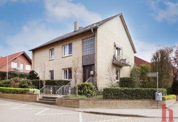 Solides Mehrfamilienhaus in zentrumsnaher Lage mit Potential in Lohne