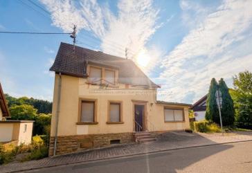 Einfamilienhaus in Langenbach zu verkaufen.