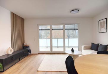 Lichtdurchflutete Neubauwohnung mit Südterrasse, Aufzug & Tiefgarage in ruhiger Innenstadtlage