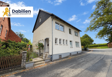 Großzügiges Zuhause mit 6 Zimmern, Doppelgarage und vielseitigen Möglichkeiten