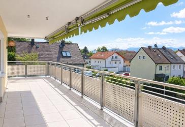 Penthouse 115 m² mit Bergblick, zwei Terrassen und ruhiger Lage