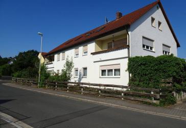 Ruhige 3-Zimmer DG-Wohnung