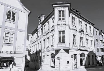 Vorschaubild Mehrfamilienhaus