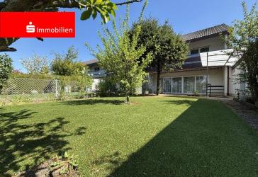 Familienfreundliches Reihenendhaus mit großem Garten