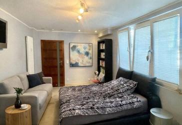 Gepflegte Erdgeschosswohnung mit Terrasse und Garage in Pulheim-Brauweiler