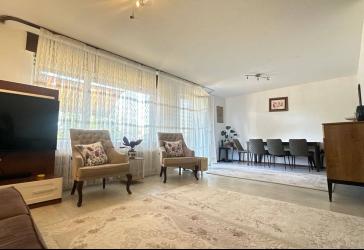 Großzügige 3-Zimmer-Wohnung mit Balkon und lichtdurchflutetem Wohnzimmer