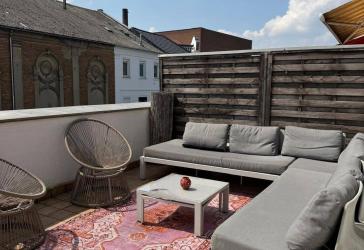 Moderne Elegante Eigentumswohnung mit Stil, Großem Balkon & Hochwertiger Ausstattung