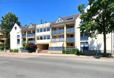 Vermietete 4-Zimmer-Wohnung mit Balkon und PKW Stellplatz