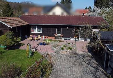 Bungalow mit Ausbaupotential und großem Grundstück in Potsdam (Siedlung Eigenheim)
