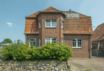 Stilvoller Altbau mit besonderem Charme am grünen Stadtrand von Buxtehude