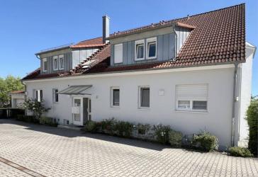Wohnen auf zwei Ebenen mit Aussicht! 2,5-Zimmer Maissonette-Wohnung mit Balkon in Forchheim