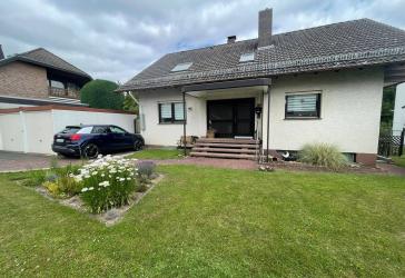 Sehr hübsches Zweifamilienhaus in Harleshausen zu verkaufen